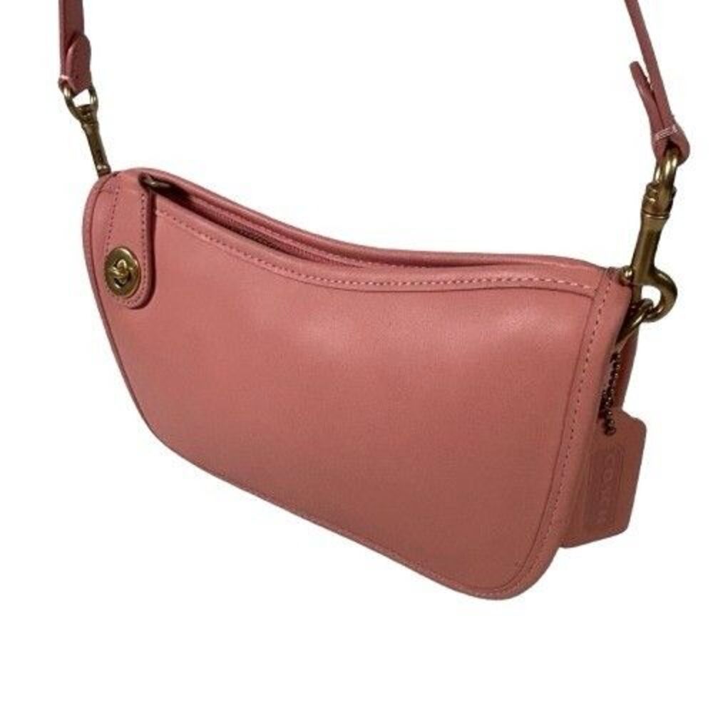 Coach 1941 Swinger Candy Pink Brass C5430 Leather Shoulder Bag The Originals - Picture 4 of 16
